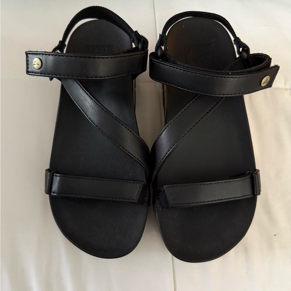 REEF Black Strappy Platform Sandals - Picture 1 of 4